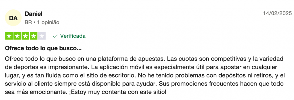 Exemplo de uma avaliação positiva sobre a MelBet, destacando odds competitivas, variedade de esportes e bom atendimento ao cliente