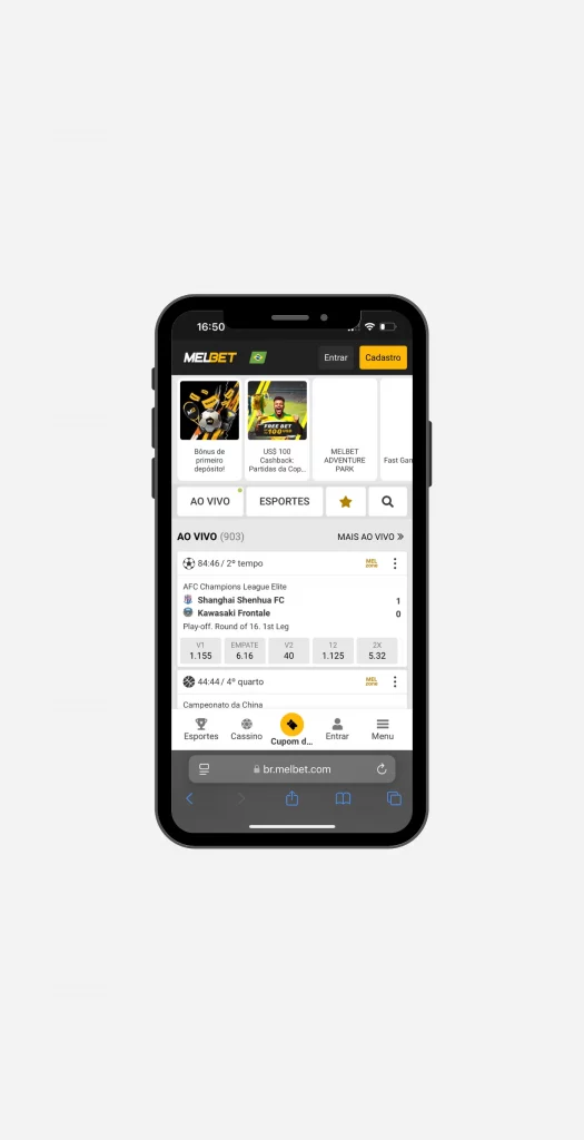 Versão móvel do site MelBet exibida em um smartphone, mostrando apostas ao vivo e opções de esportes